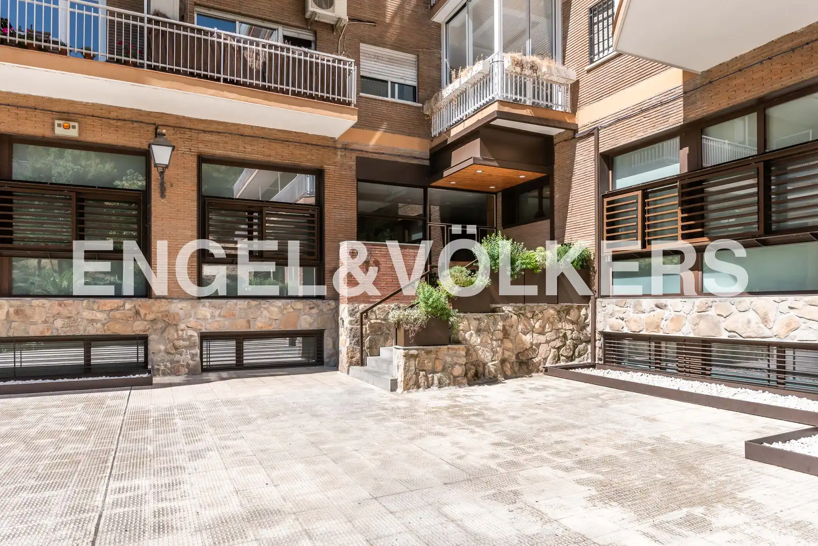 Terrassa de Apartament de lloguer en Madrid amb Aire condicionat, Calefacció i Parquet