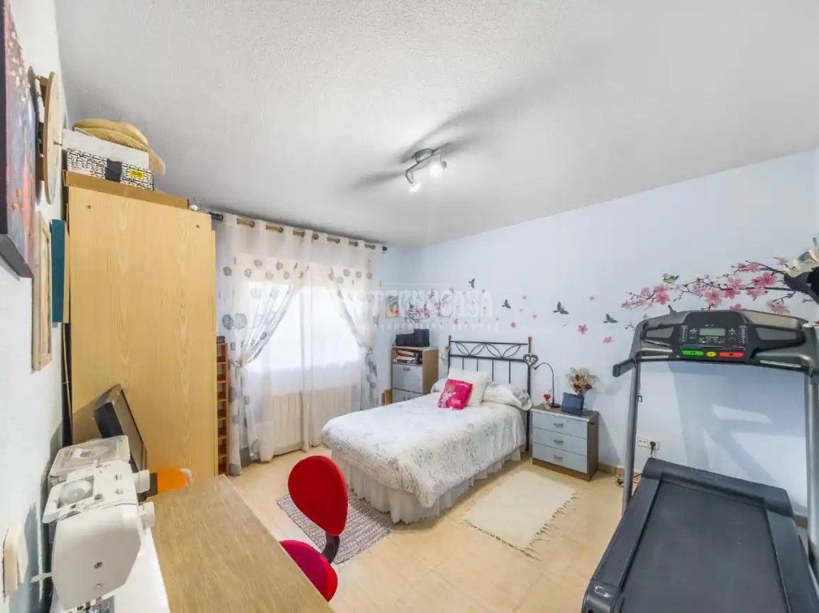 Habitación de Casa o chalet en venta en Nuevo Baztán con Aire acondicionado