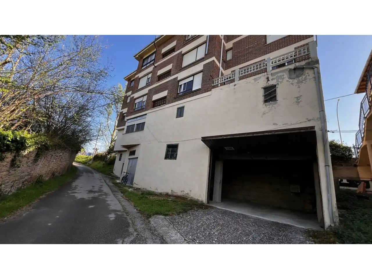Exterior view of Commercial properties for sale in Merindad de Cuesta-Urria