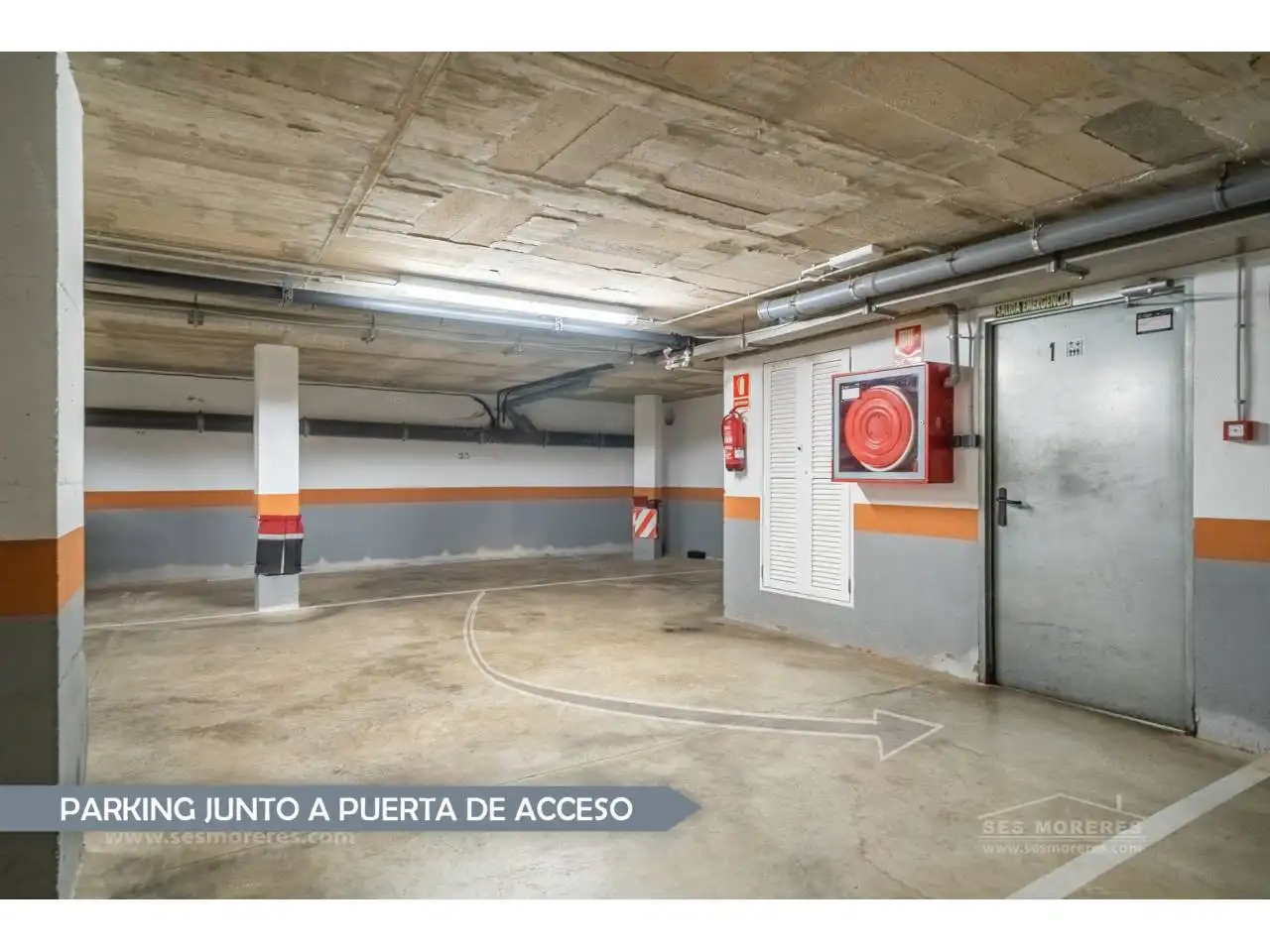 Parking de Apartamento en venta en Ciutadella de Menorca con Aire acondicionado, Terraza y Piscina comunitaria