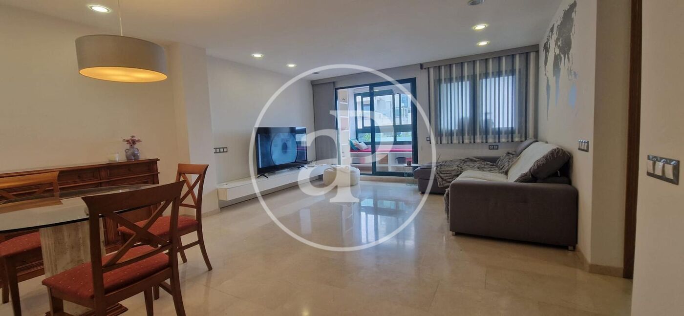 Living room of Flat to rent in  Valencia Capital  with Air Conditioner, Heating and Private garden
