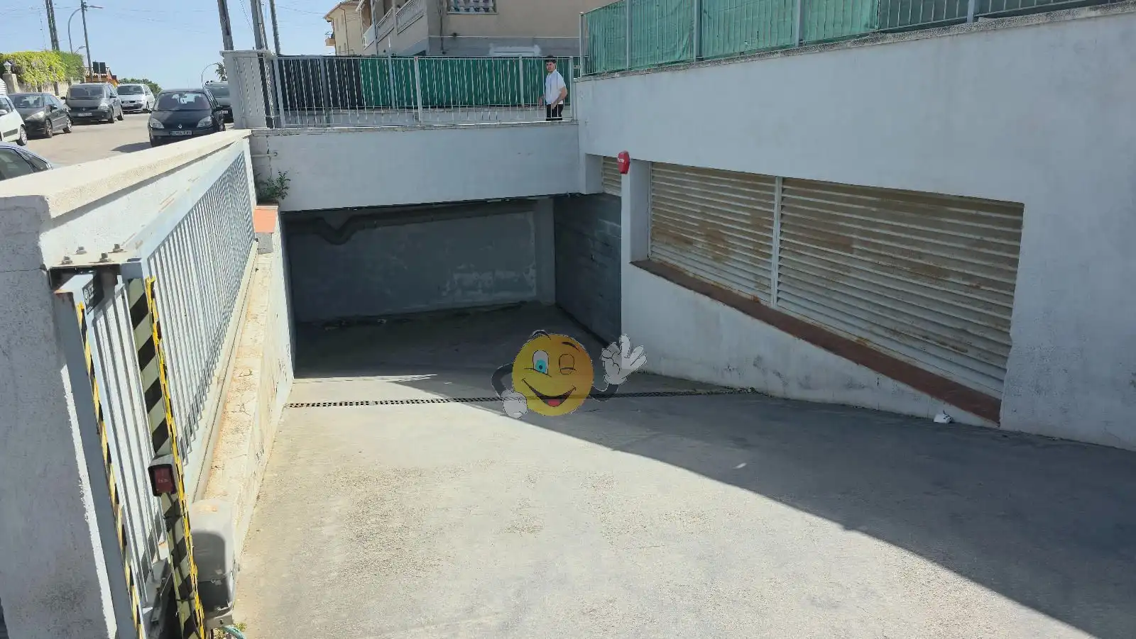 Parkplatz von Wohnung zum Verkauf in Calafell mit Klimaanlage, Heizung und Privatgarten