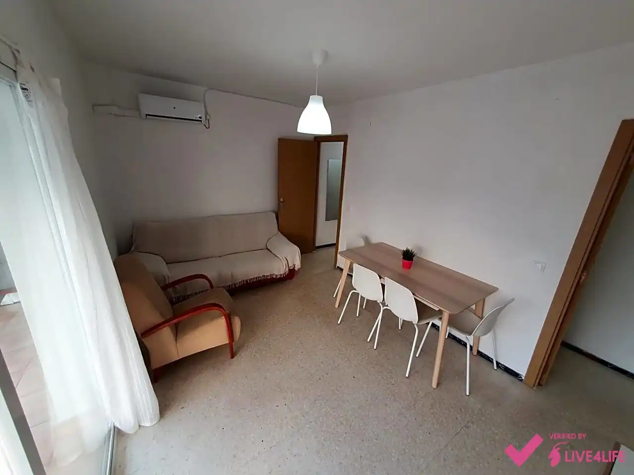 Flat for rent in Manuel Arellano, Triana Oeste
