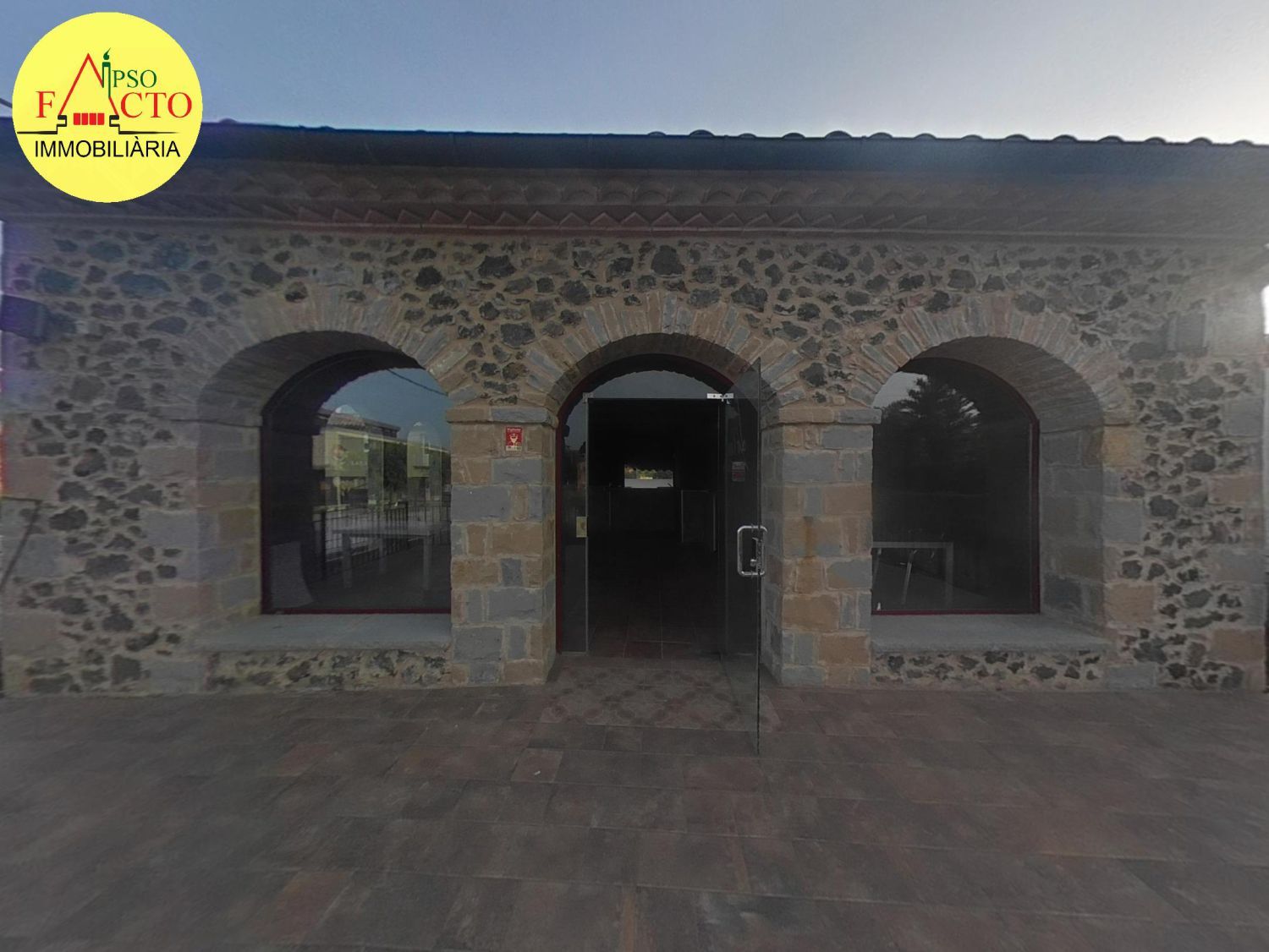 Local en venda en Les Planes d'Hostoles