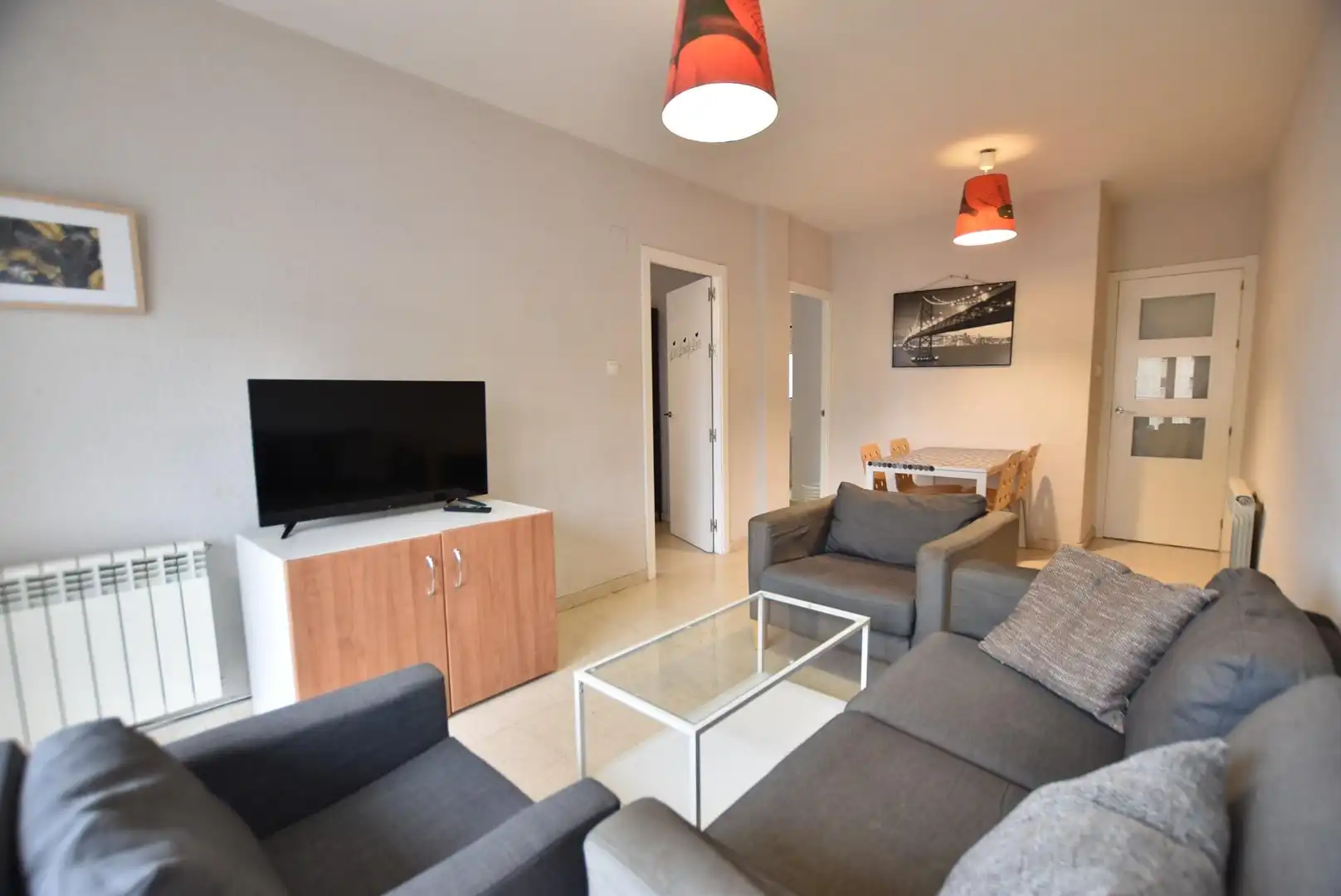 Living room of Flat for rent in Granada  with Heating, Furnished and Balcony