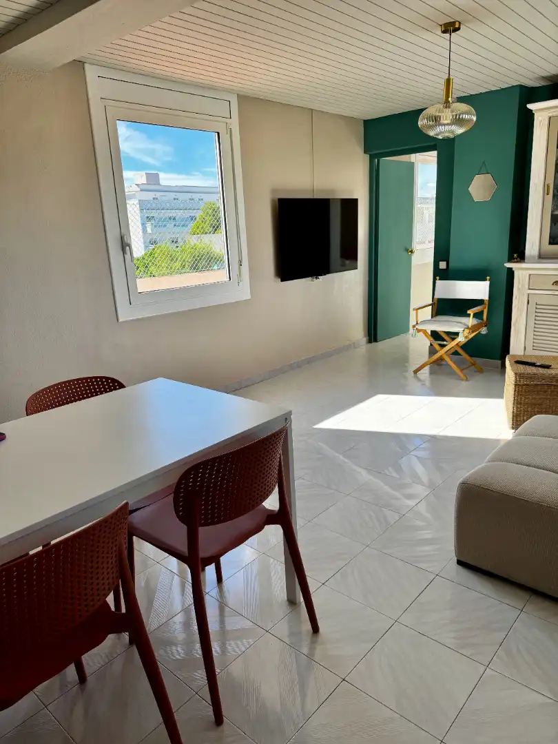 Apartamento de alquiler en Salou con Aire acondicionado, Terraza y Amueblado