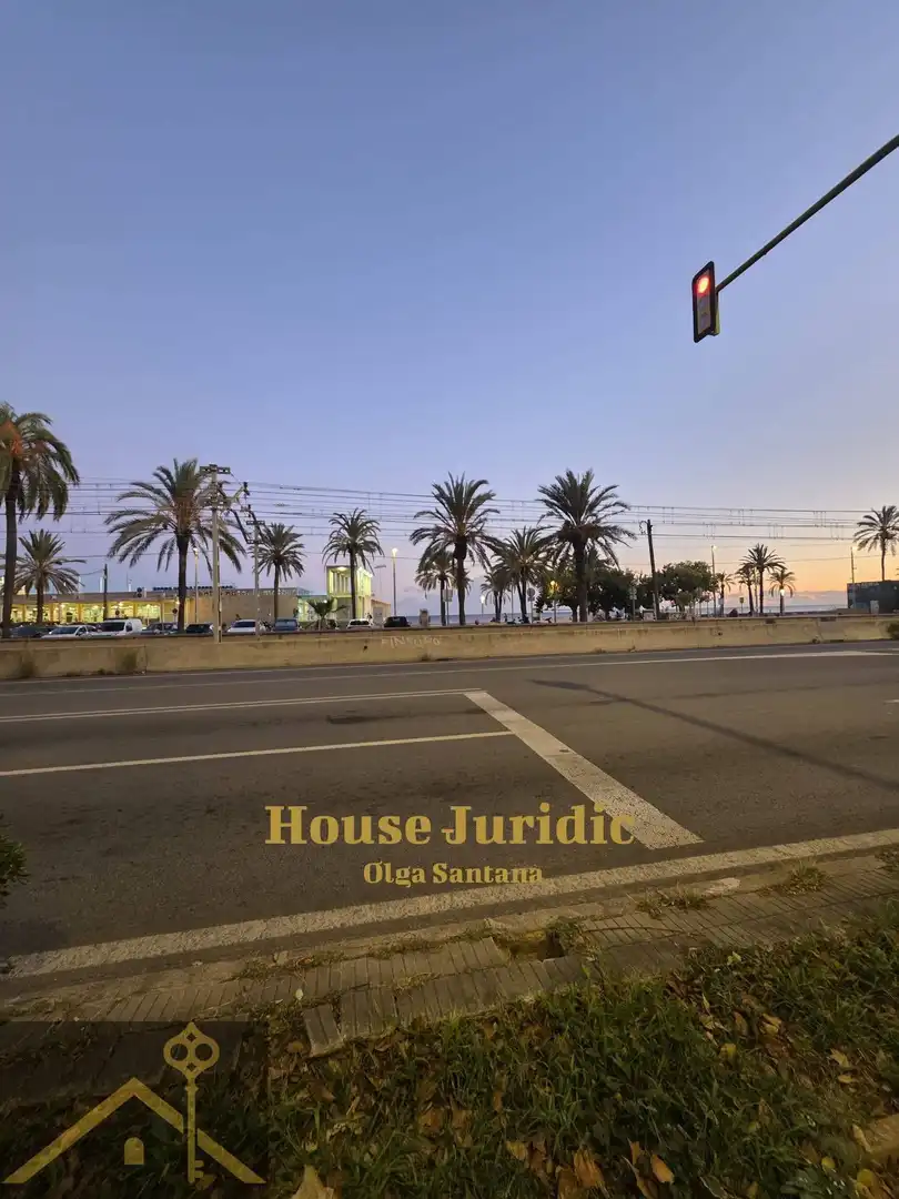 Vista exterior de Piso en venta en Mataró con Aire acondicionado, Calefacción y Terraza
