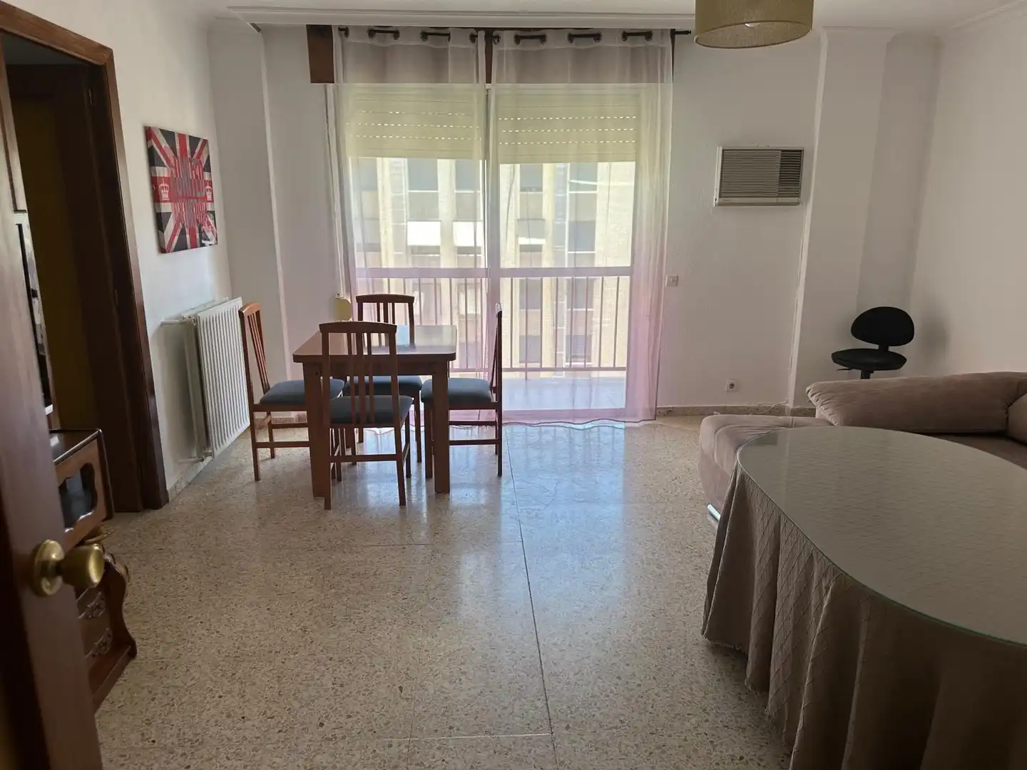Habitación de Piso de alquiler en Badajoz con Aire acondicionado, Calefacción y Terraza