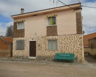 Vista exterior de Casa adosada en venda en Lerma amb Calefacció, Parquet i Moblat