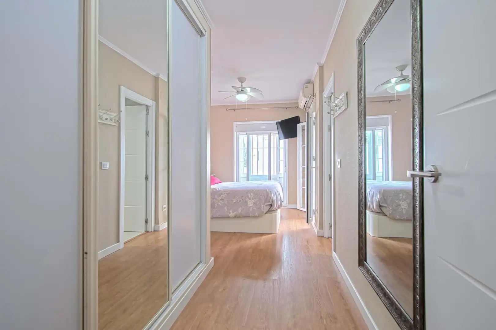 Casa adosada en venta en Gines con Aire acondicionado, Jardín privado y Trastero
