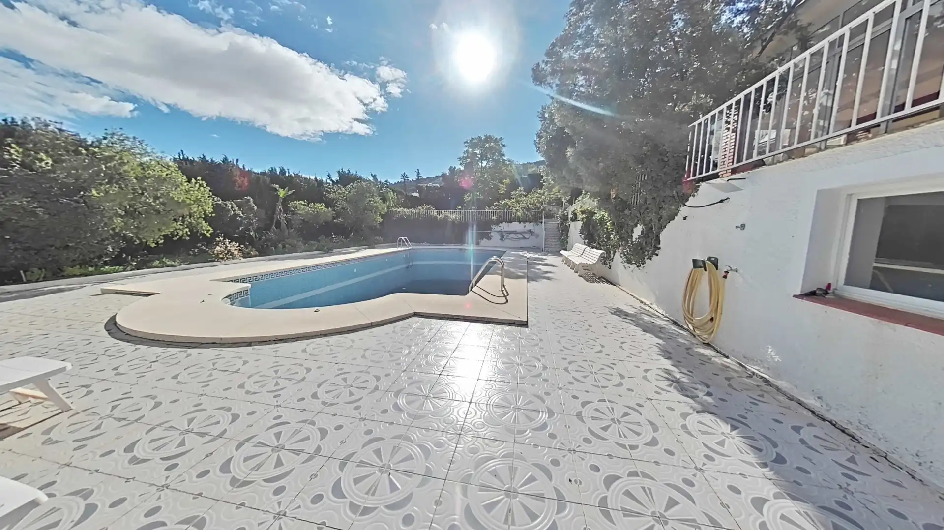 Piscina de Casa o xalet en venda en Alhaurín de la Torre amb Aire condicionat, Calefacció i Jardí privat