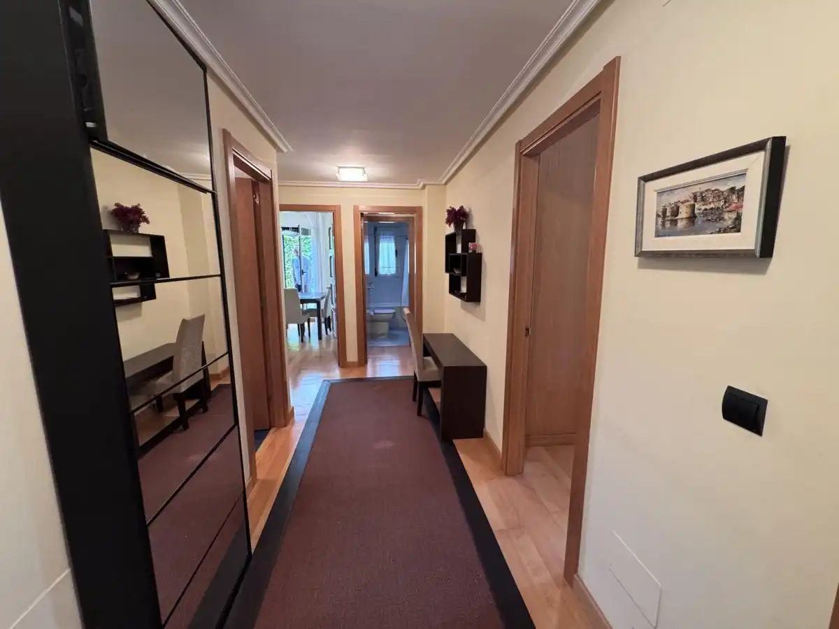 Wohnung zum Verkauf in Llanes mit Heizung, Privatgarten und Terrasse