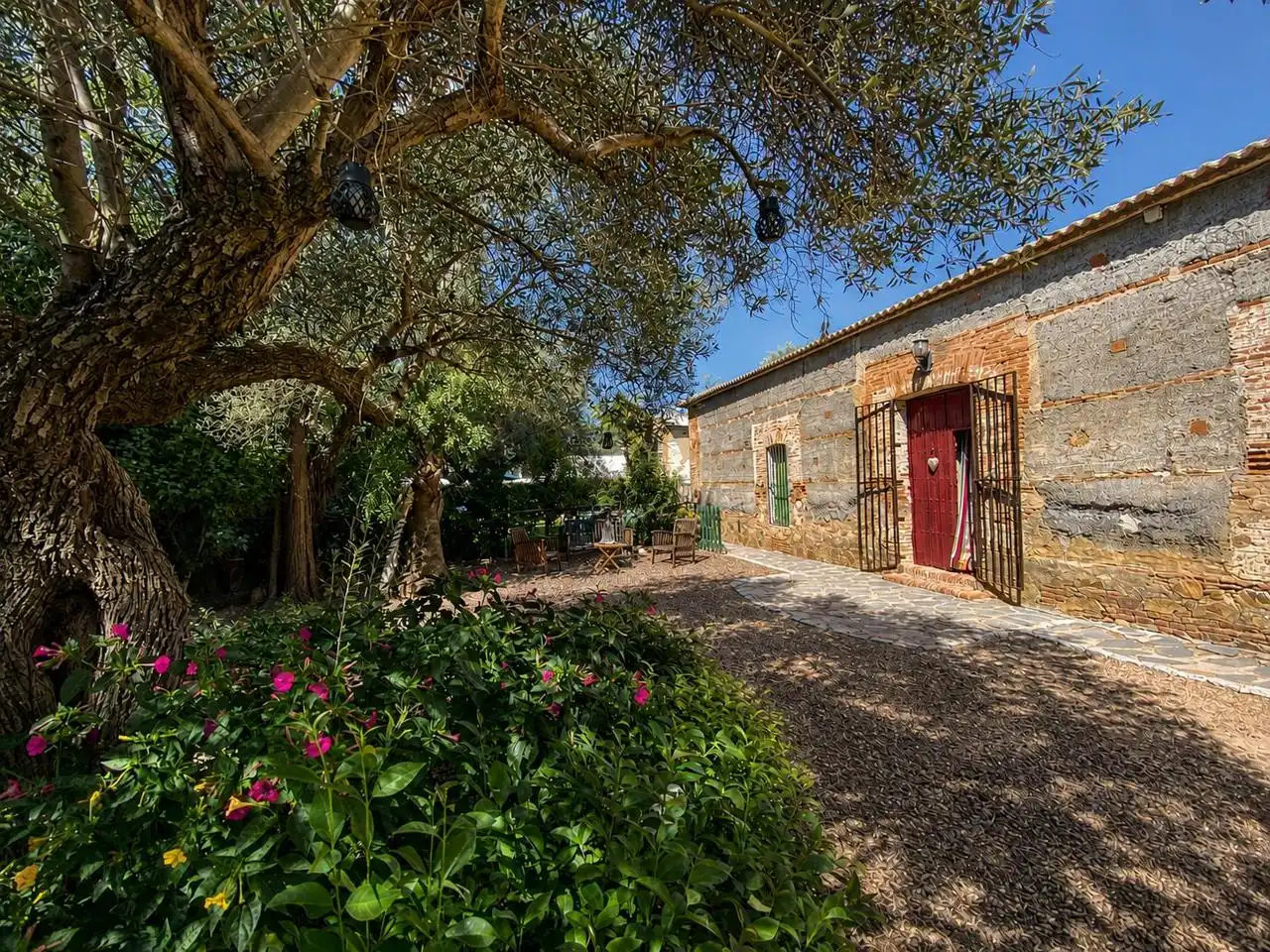 Jardí de Finca rústica en venda en Guareña amb Jardí privat, Terrassa i Piscina