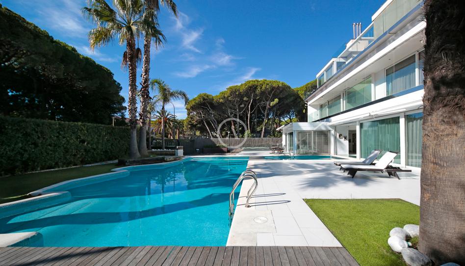 Foto 1 de Casa o xalet en venda a La Pineda, Barcelona