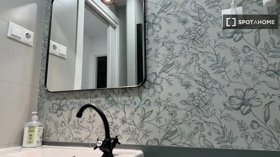 Bany de Apartament per a compartir en Madrid amb Aire condicionat, Calefacció i Terrassa