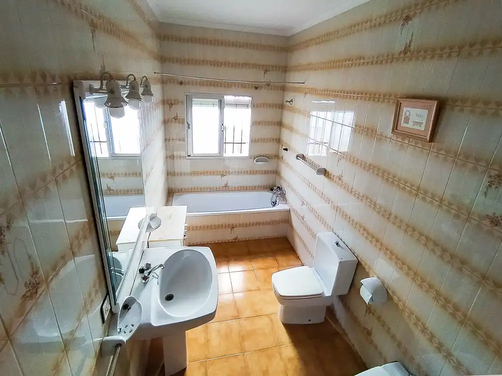 Baño de Casa o chalet en venta en Corral de Calatrava con Calefacción, Amueblado y Horno