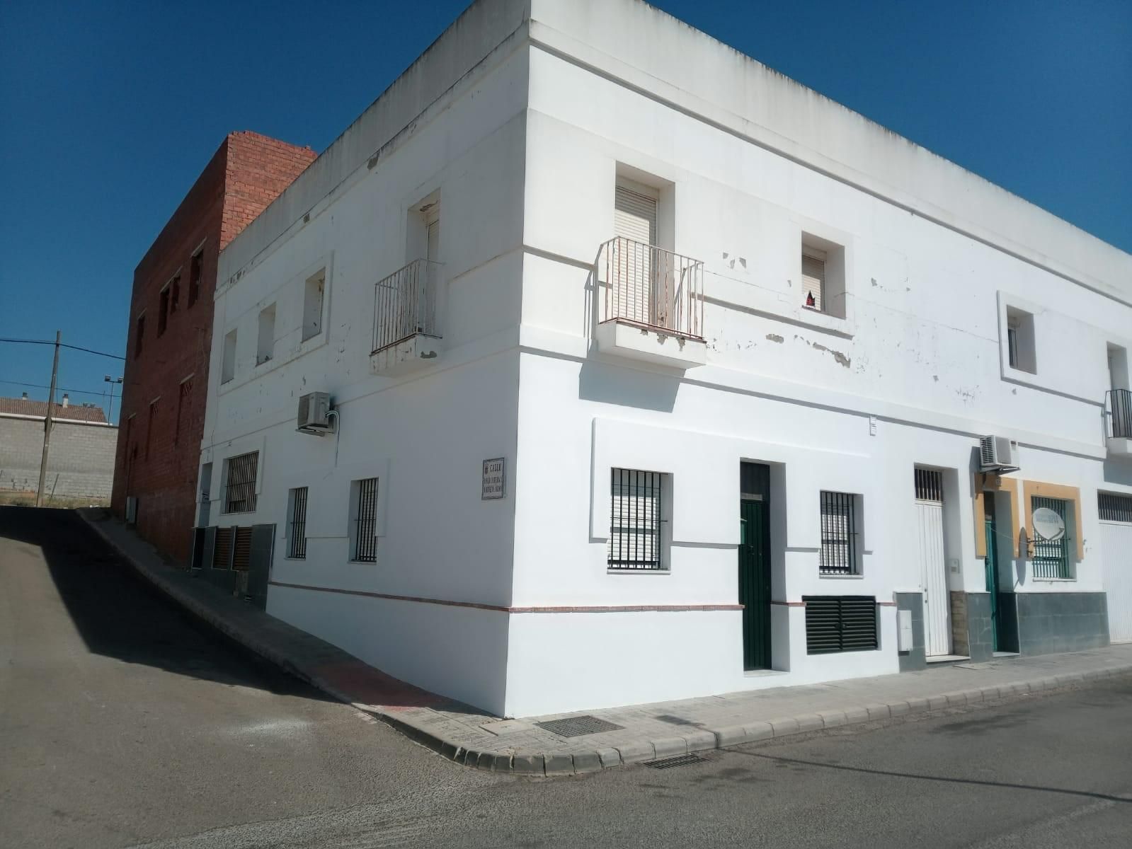 Vista exterior de Pis en venda en El Viso del Alcor amb Calefacció