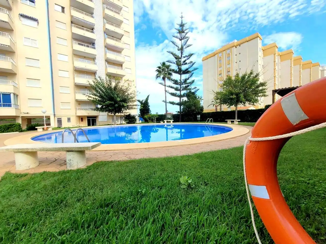 Piscina de Apartament de lloguer en Gandia amb Terrassa, Moblat i Piscina comunitària