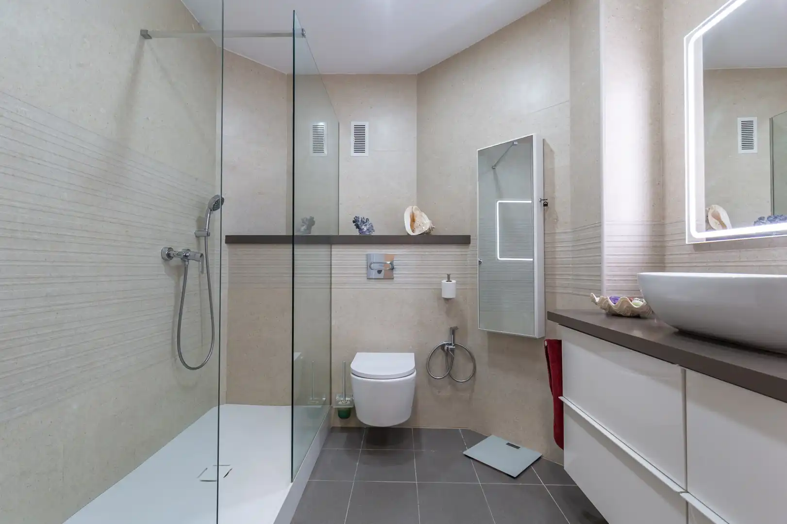 Baño de Piso en venta en Sant Joan Despí con Aire acondicionado, Calefacción y Terraza