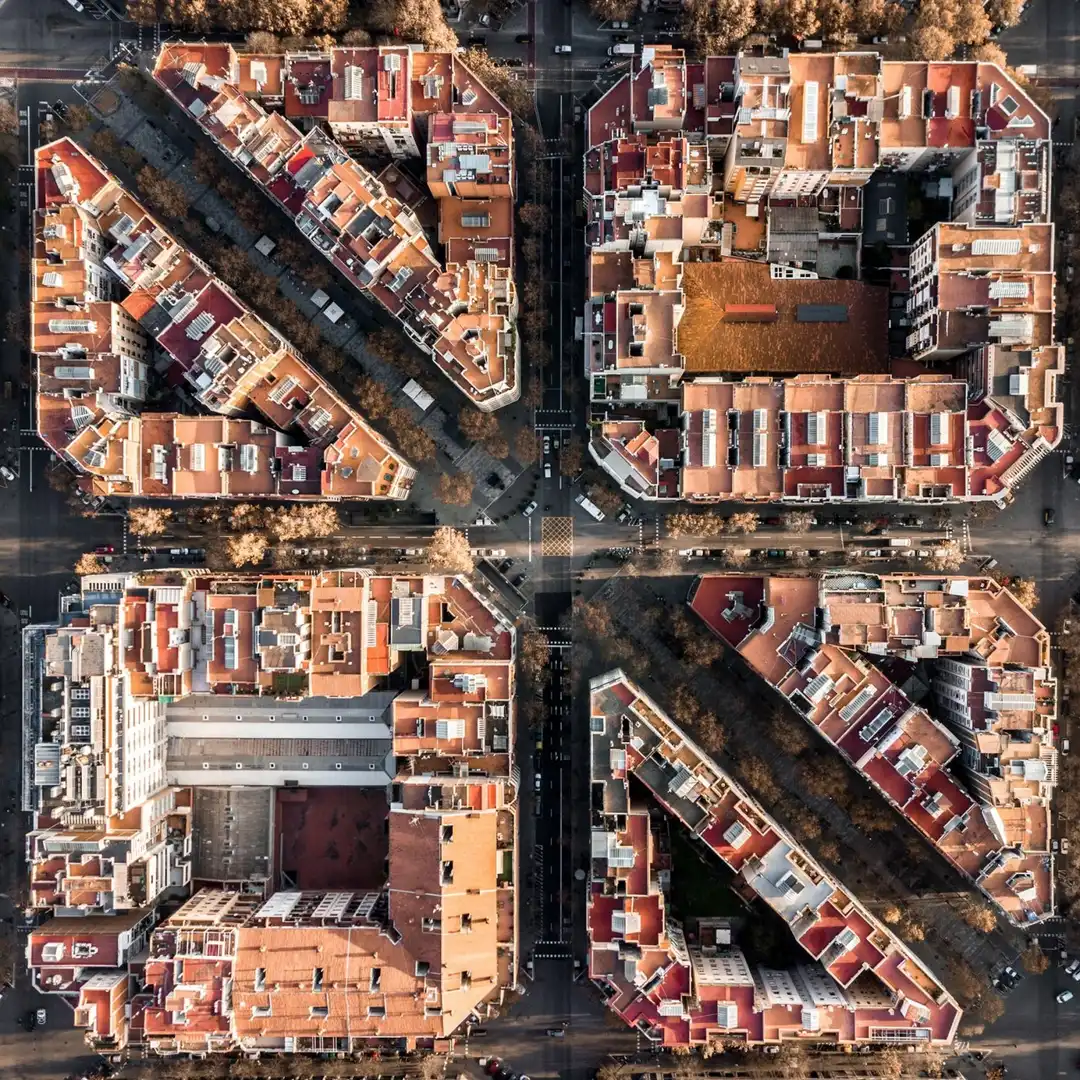 Vista exterior de Edifici en venda en Barcelona