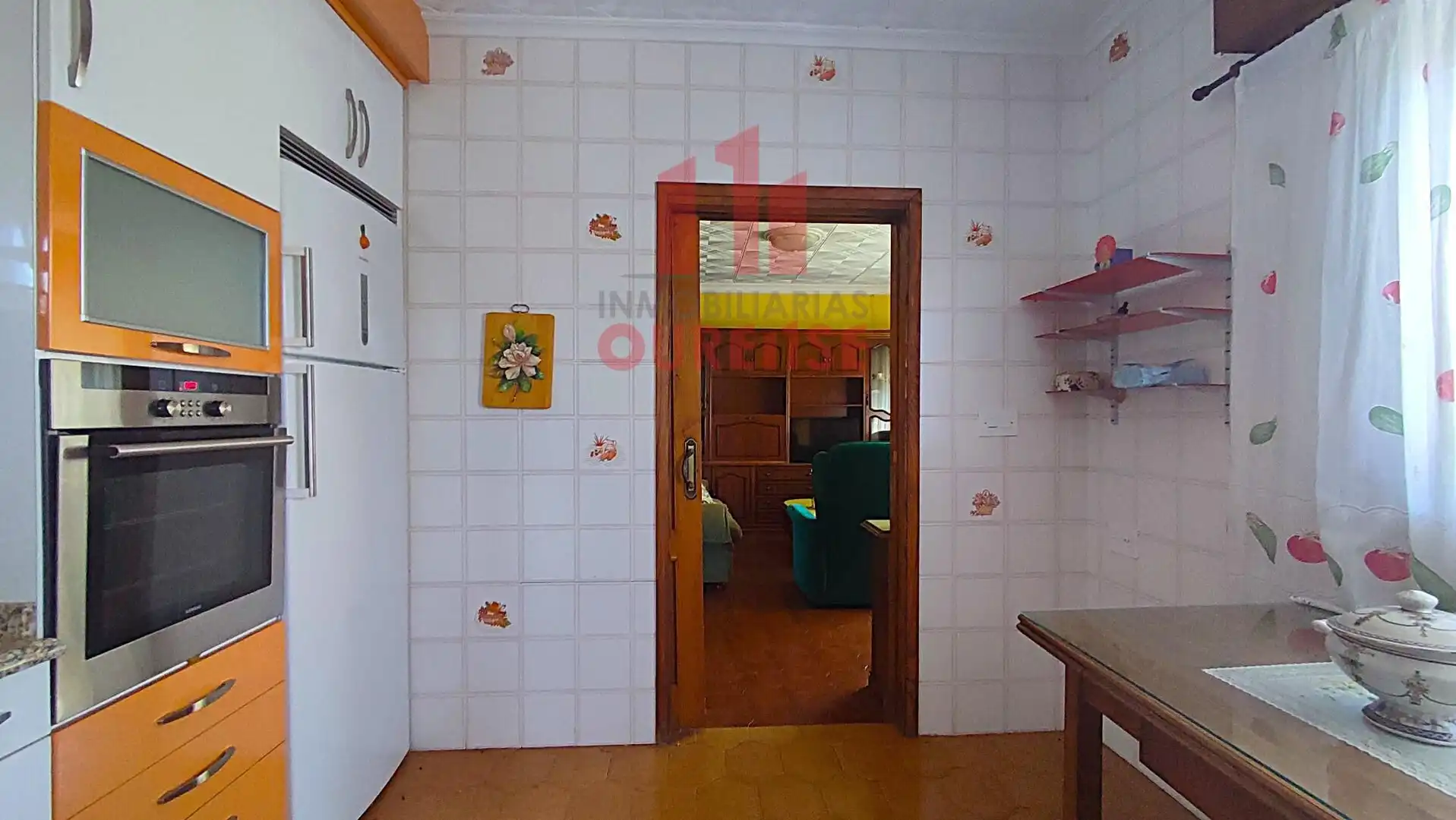 Cuina de Casa o xalet en venda en A Merca   amb Calefacció i Moblat