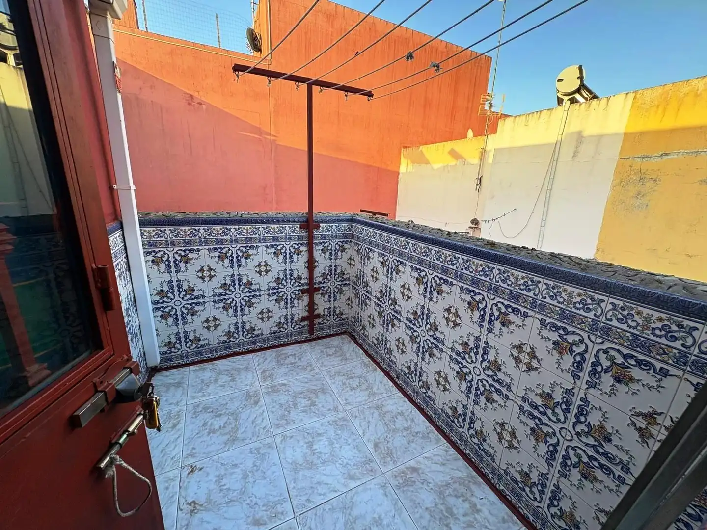 Terrassa de Casa o xalet en venda en Benacazón amb Aire condicionat i Terrassa