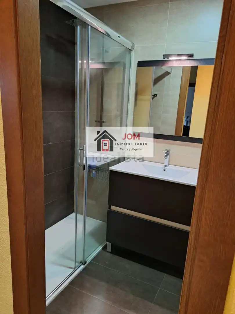 Bathroom of Flat for sale in Albacete  with Air Conditioner, Heating and Furnished