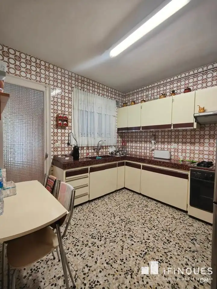 Cocina de Casa adosada de alquiler en Terrassa con Calefacción, Terraza y Internet