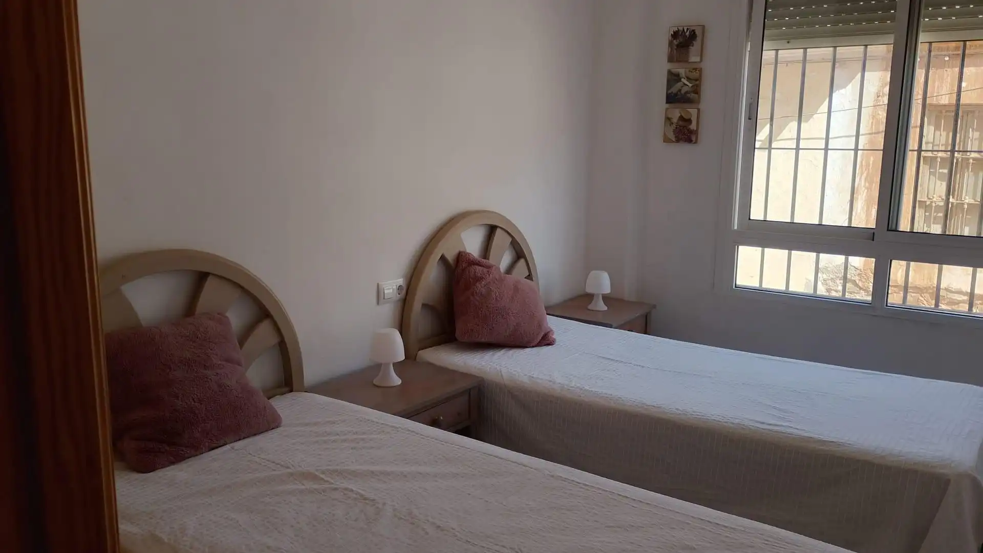 Habitación de Planta baja en venta en La Unión con Aire acondicionado, Trastero y Amueblado