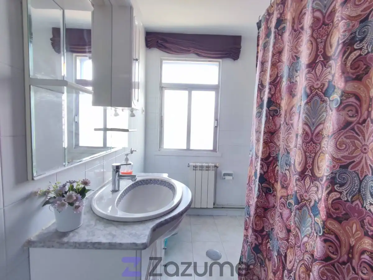 Wohnung zur Miete in C. Padre Feijoo, Caranza