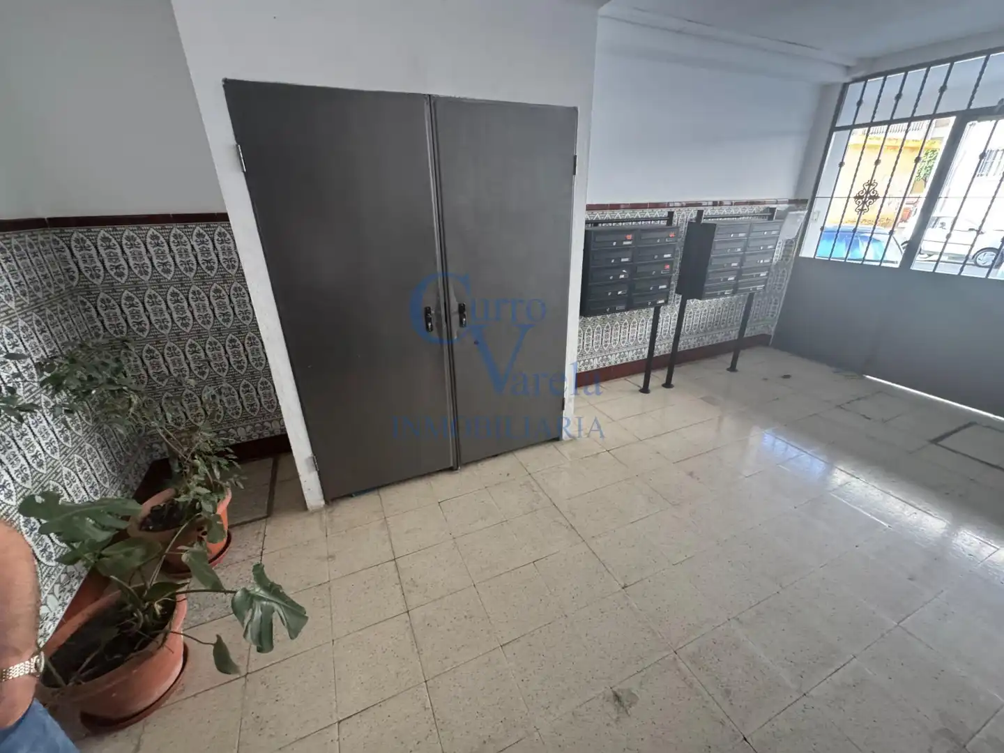Flat for sale in Dos Hermanas  with Air Conditioner