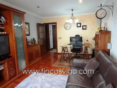 Living room of Flat for sale in Vigo 