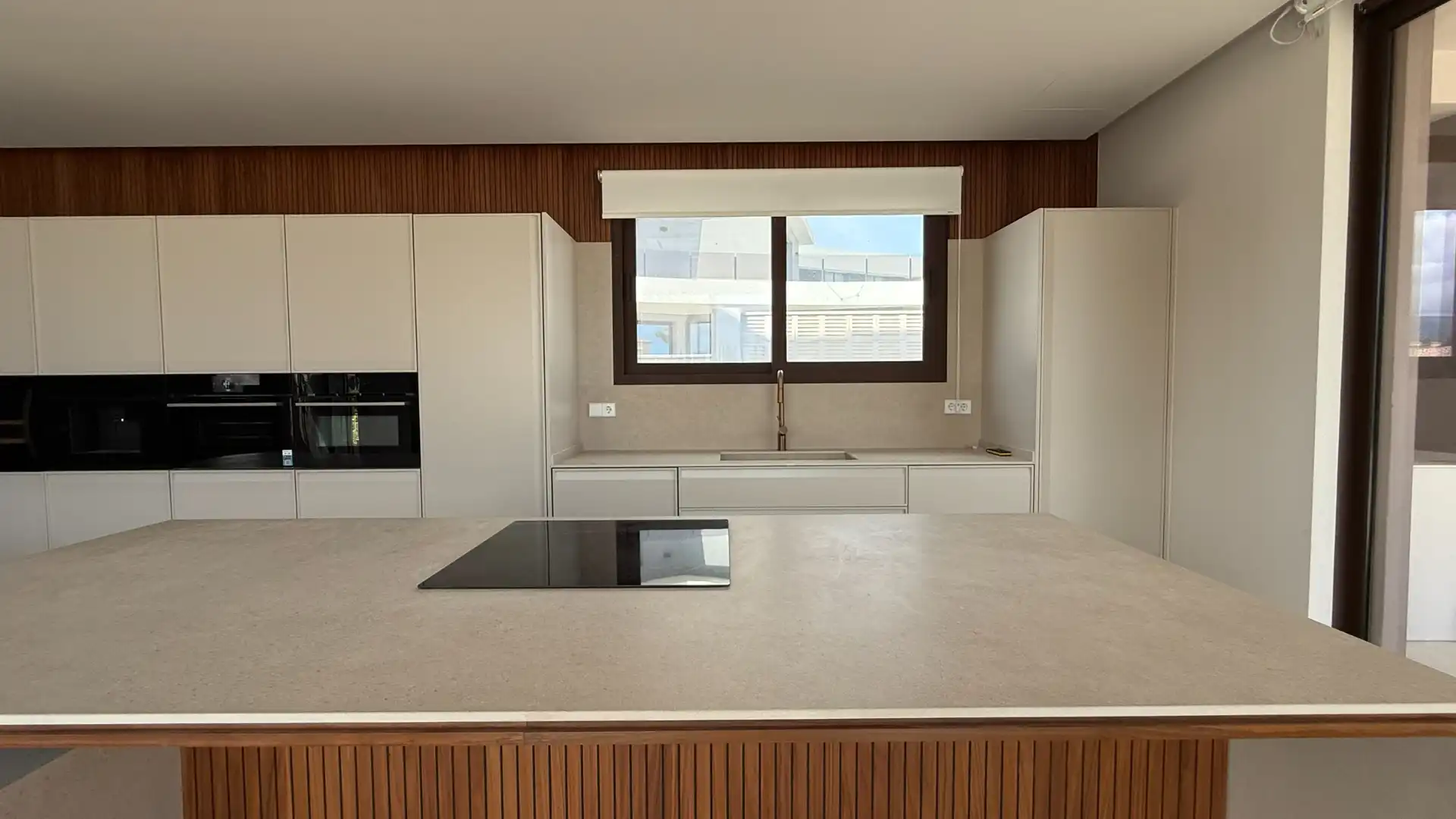 Cuina de Casa o xalet en venda en Calpe / Calp amb Aire condicionat, Calefacció i Jardí privat