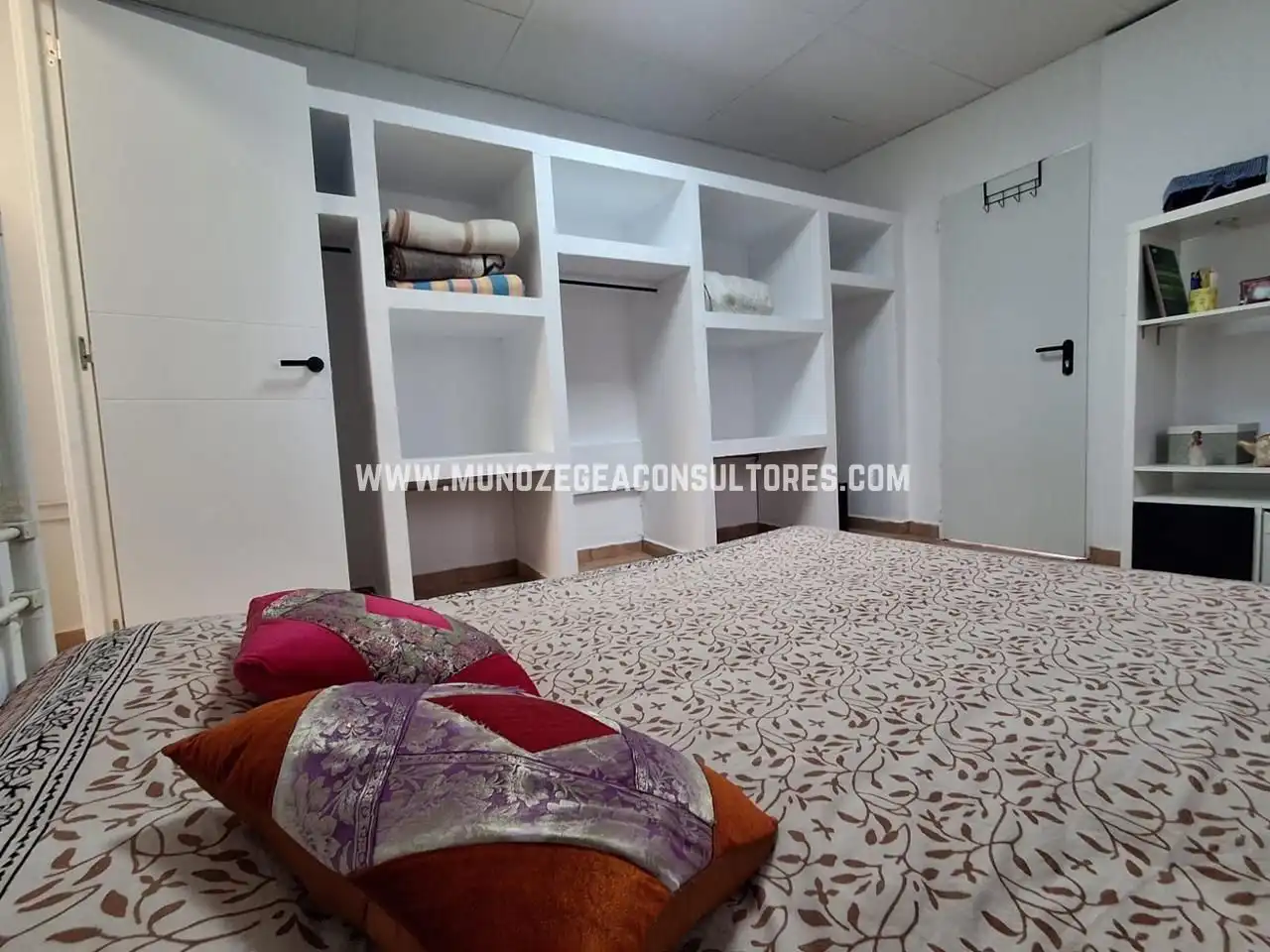 Dormitori de Casa o xalet de lloguer en Lucena amb Aire condicionat, Jardí privat i Terrassa