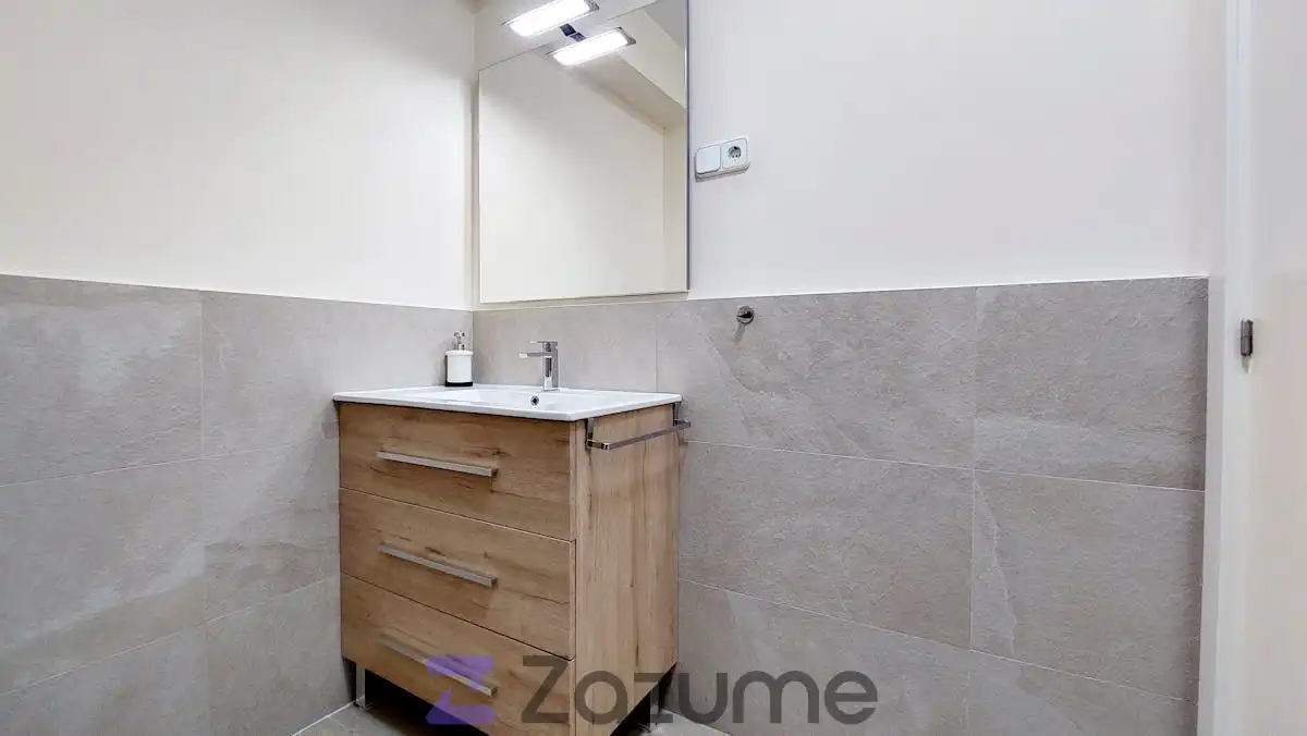 Bathroom of Lofts for rent in San Sebastián de los Reyes  with Air Conditioner, Heating and Parquet flooring