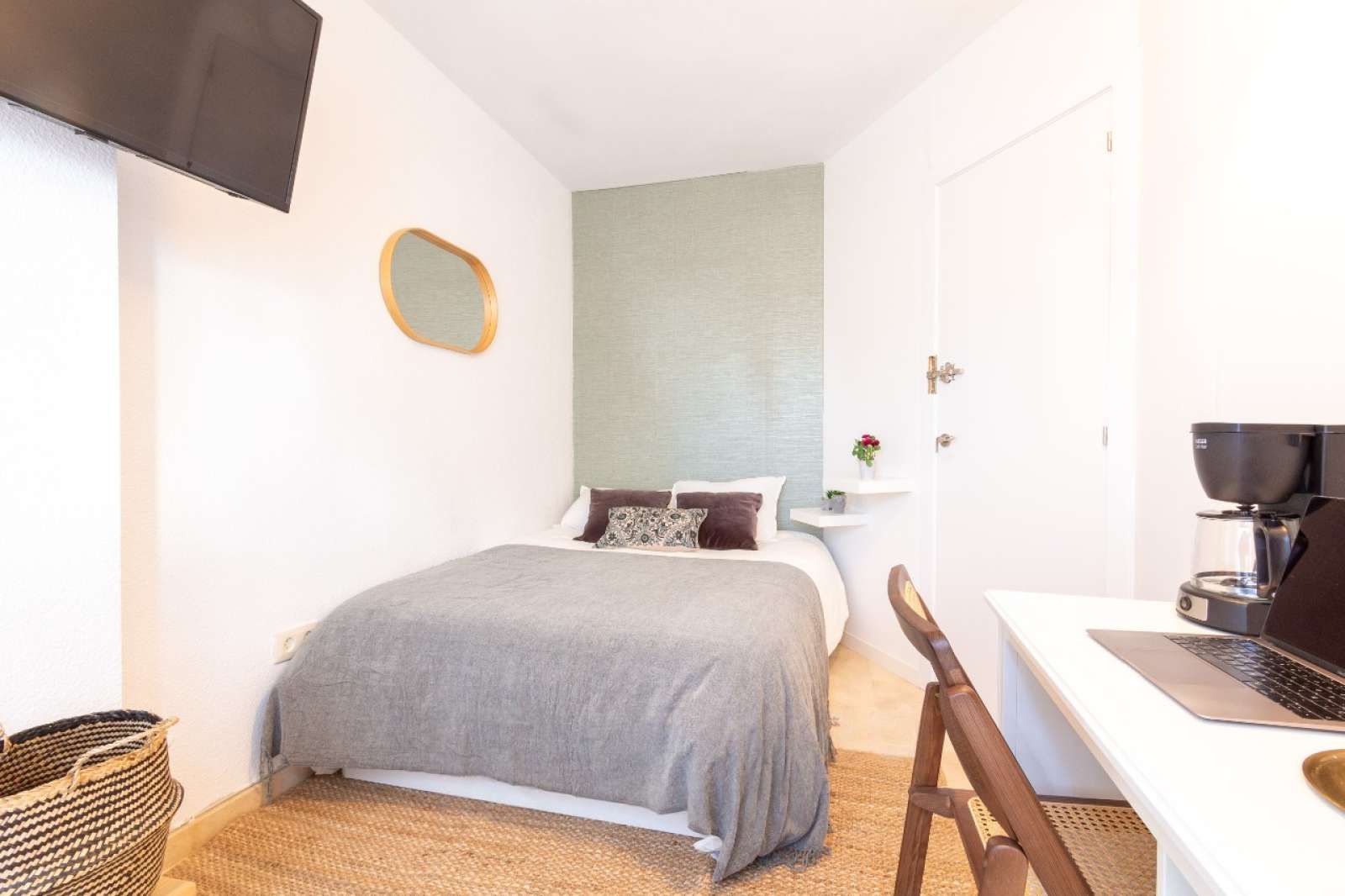 Bedroom of Flat to share in Alicante / Alacant  with Air Conditioner and Terrace