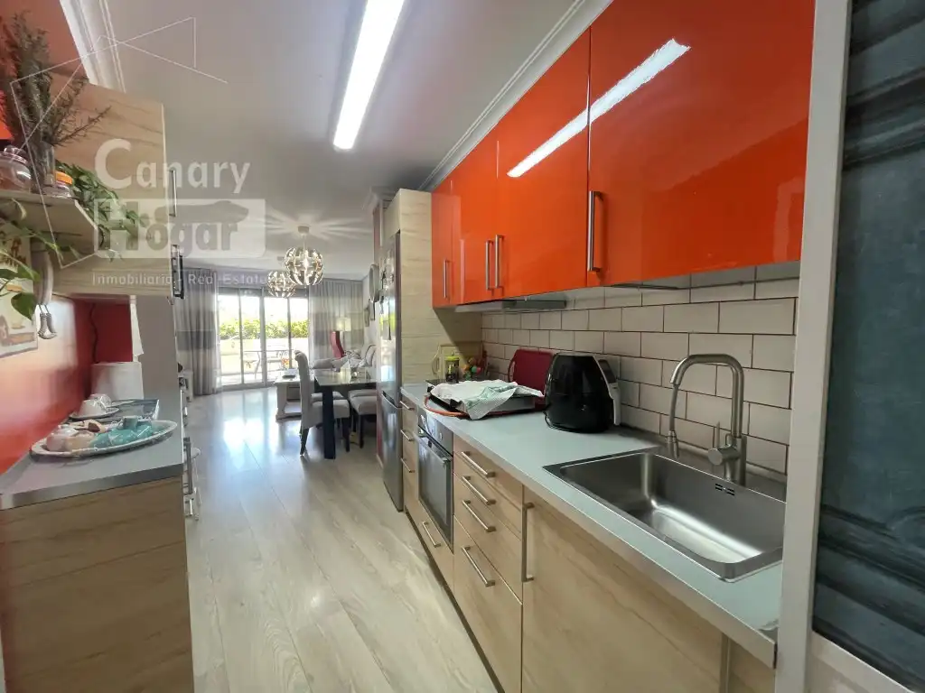 Cocina de Apartamento en venta en Granadilla de Abona con Calefacción, Jardín privado y Amueblado