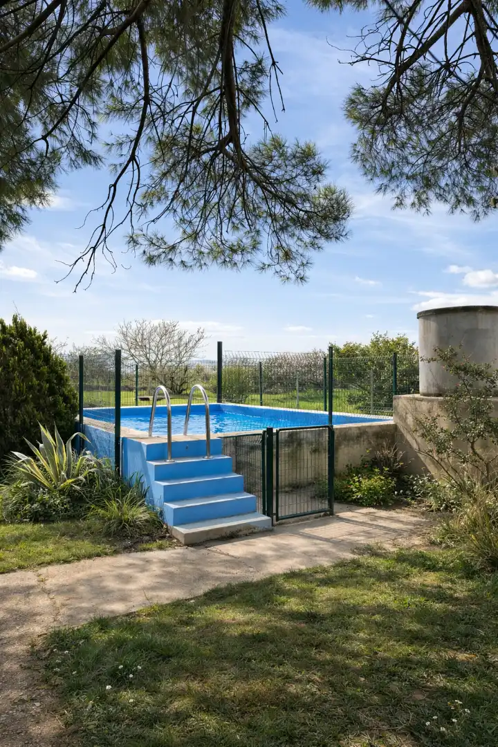Piscina de Casa o chalet en venta en Zaragoza con Aire acondicionado, Calefacción y Jardín privado