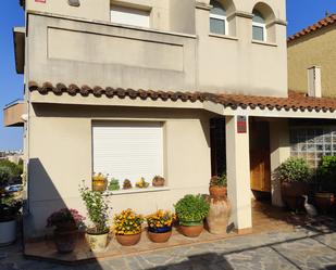 Exterior view of Single-family semi-detached for sale in Montgat  with Air Conditioner, Heating and Private garden