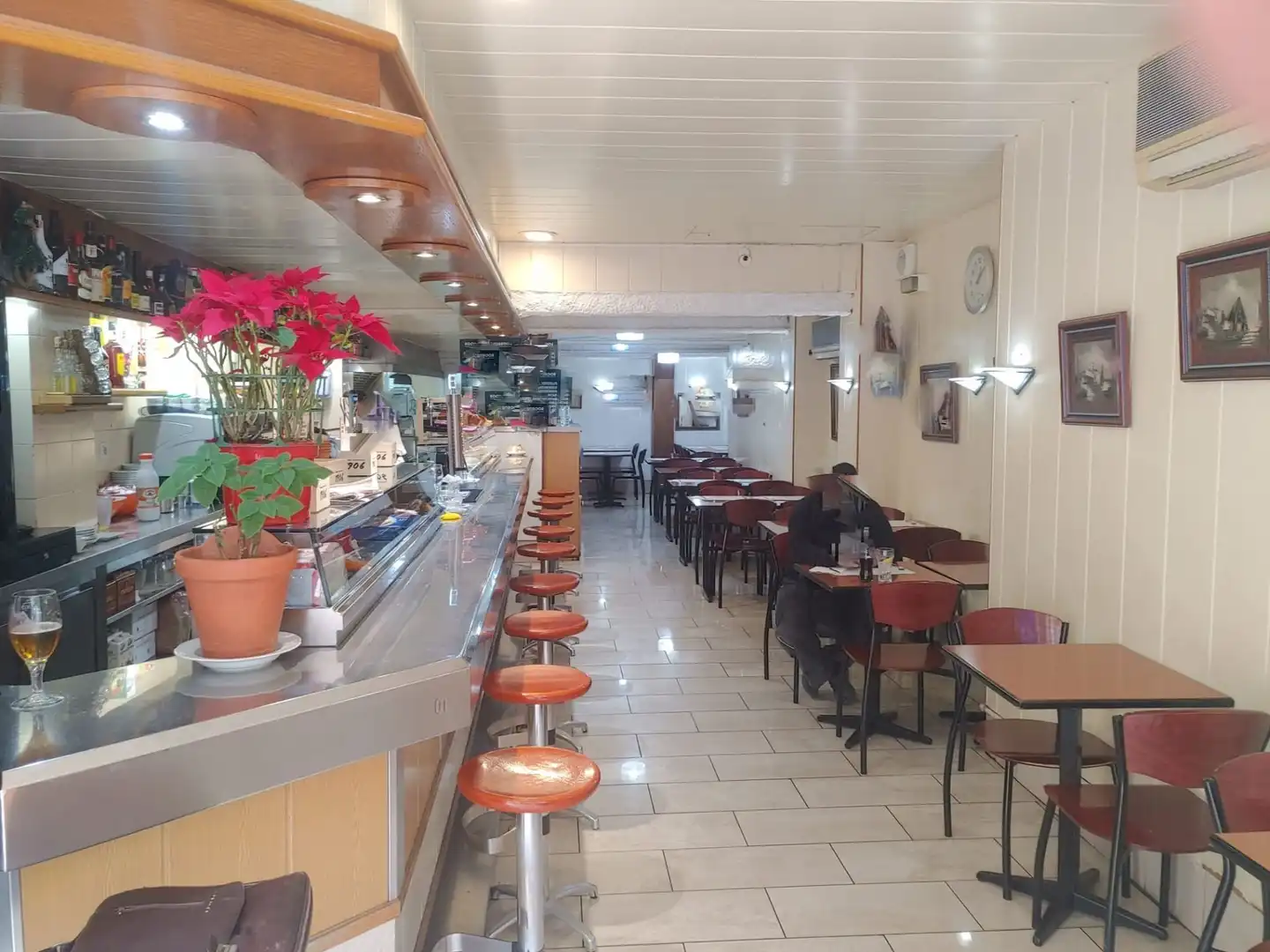 Business premises for transfer in Eixample, imagen 4