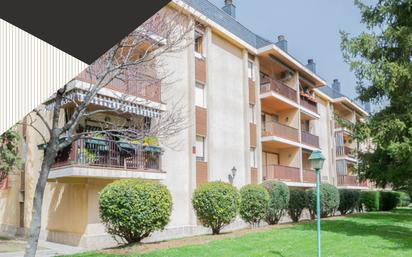 Vista exterior de Pis en venda en San Lorenzo de El Escorial amb Terrassa