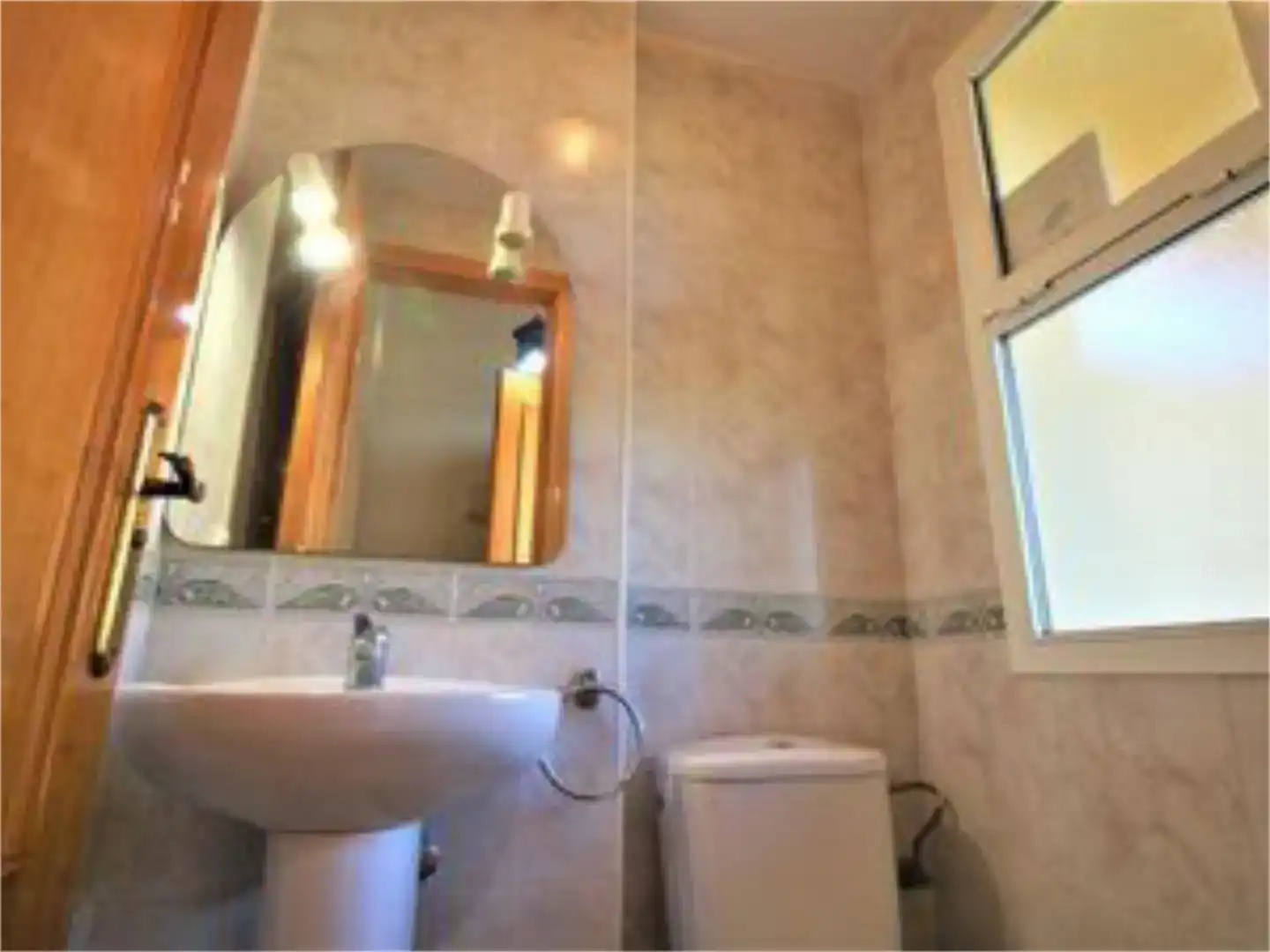 Bathroom of Flat for sale in Estepona  with Swimming Pool and Balcony