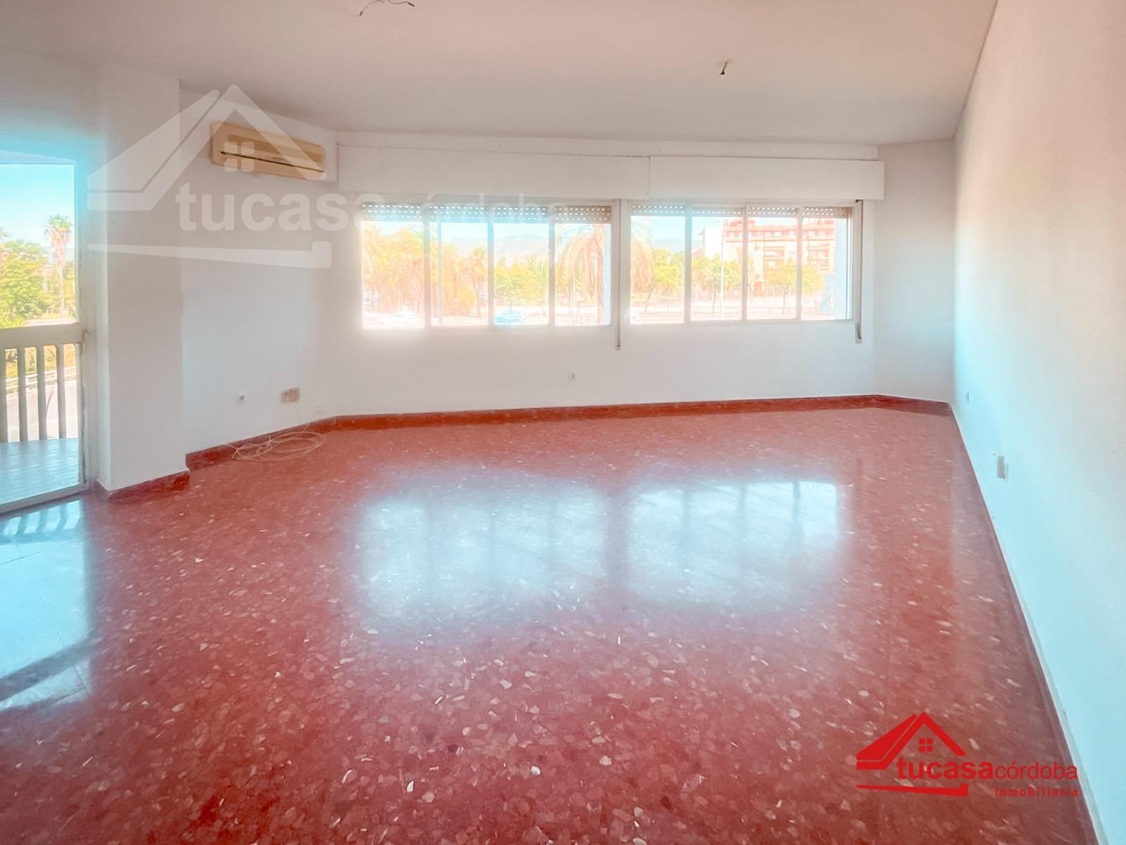 Sala d'estar de Pis en venda en  Córdoba Capital amb Terrassa