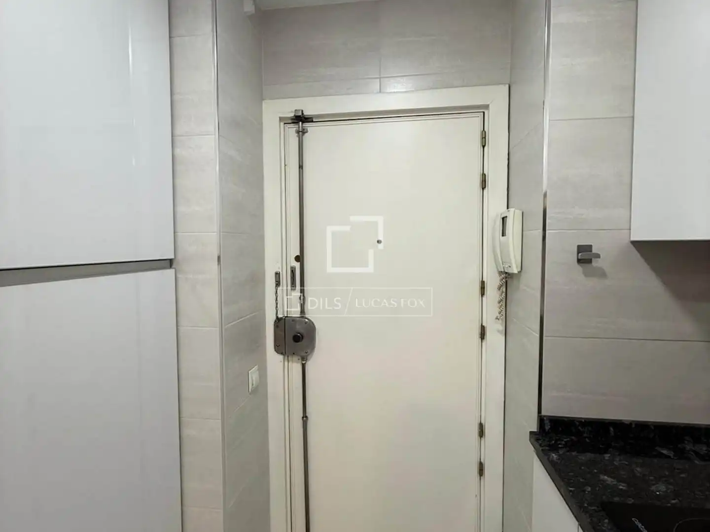 Flat for rent in Madrid  with Air Conditioner, Heating and Private garden