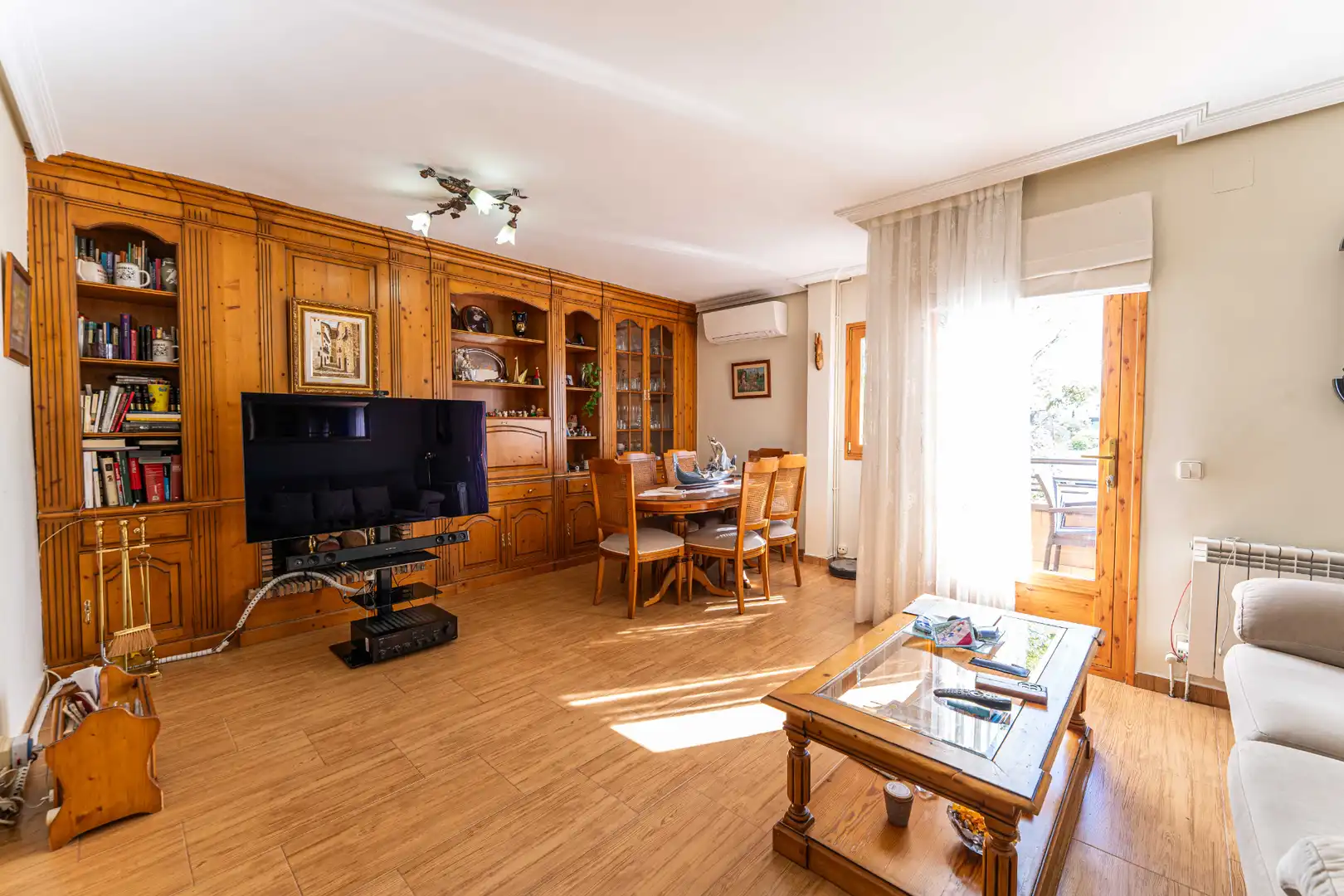 Sala d'estar de Casa adosada en venda en Las Matas  - Peñascales