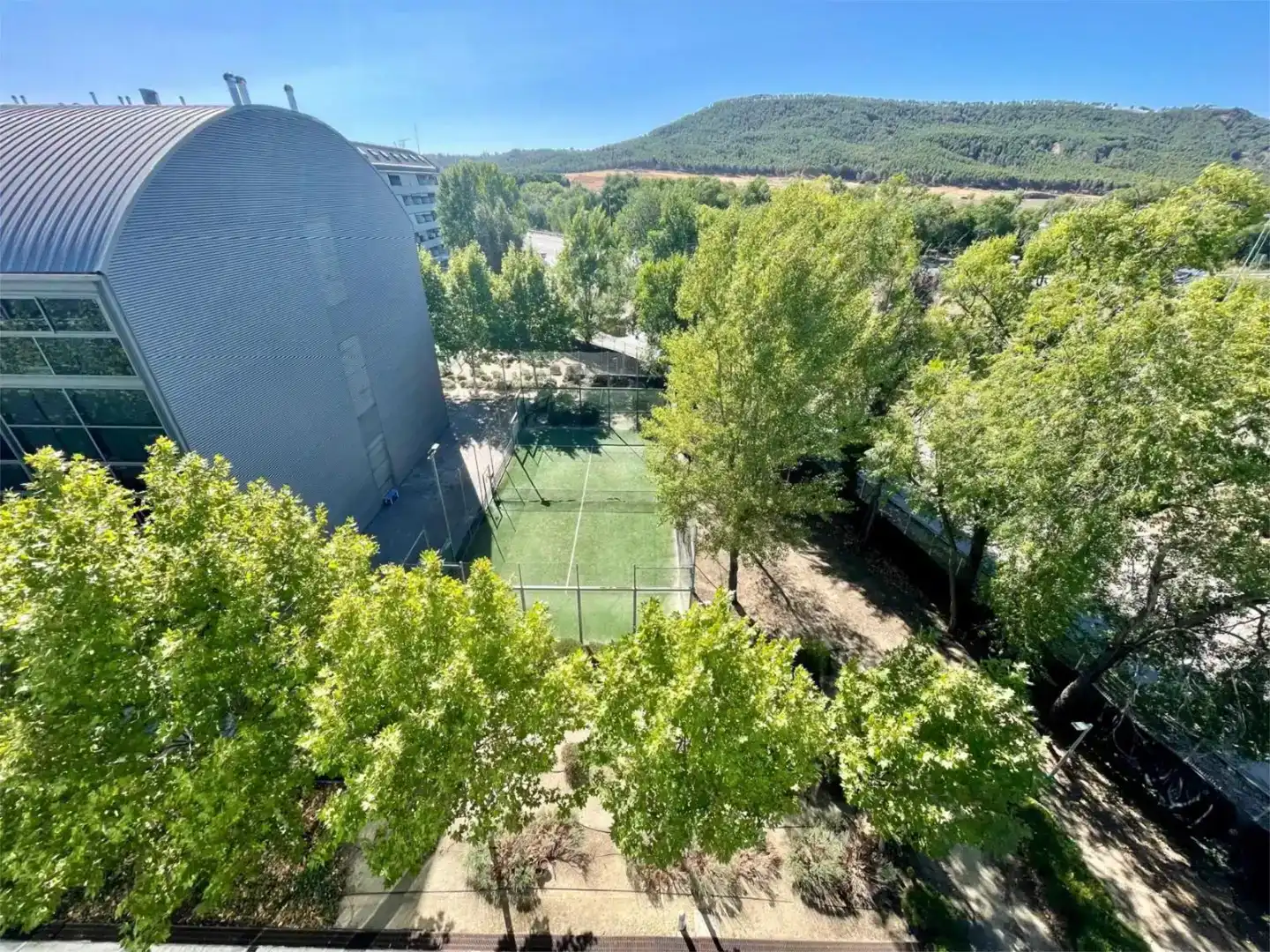 Vista exterior de Dúplex en venta en Alcalá de Henares con Aire acondicionado, Parquet y Amueblado