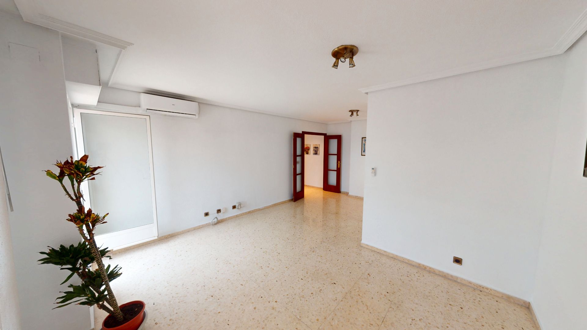 Attic to rent in Alicante / Alacant  with Air Conditioner, Heating and Terrace