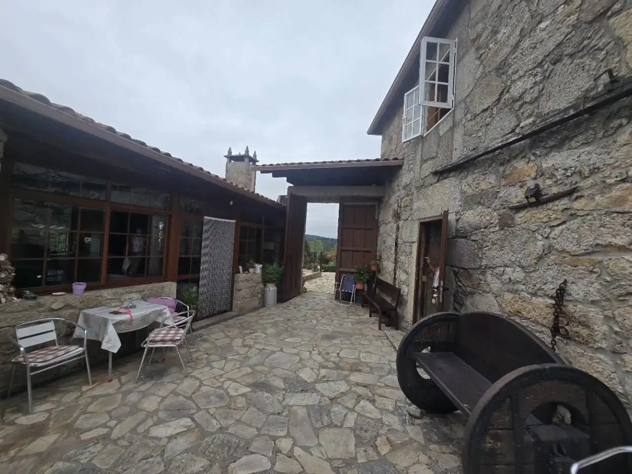 Außenansicht von Haus oder Chalet zum Verkauf in O Saviñao  mit Heizung, Privatgarten und Terrasse
