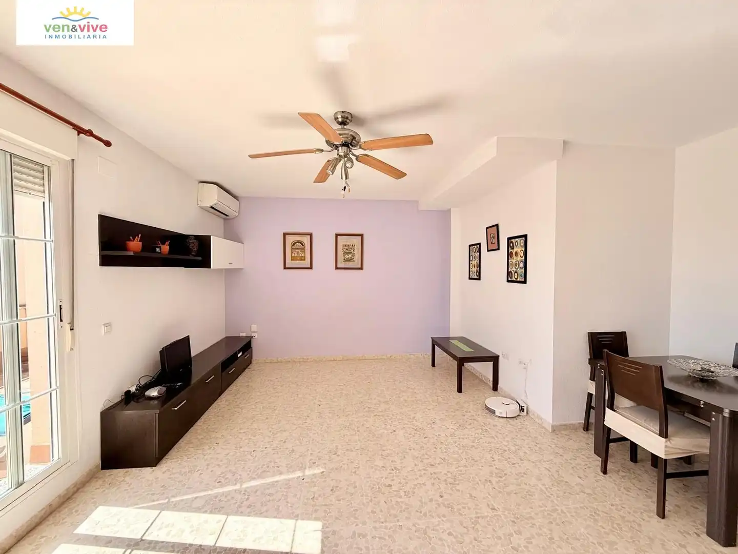 Living room of Flat for sale in Roquetas de Mar  with Air Conditioner, Terrace and Community pool
