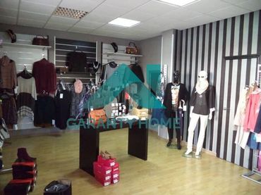 Local comercial en venda a Montesol - Mejostilla